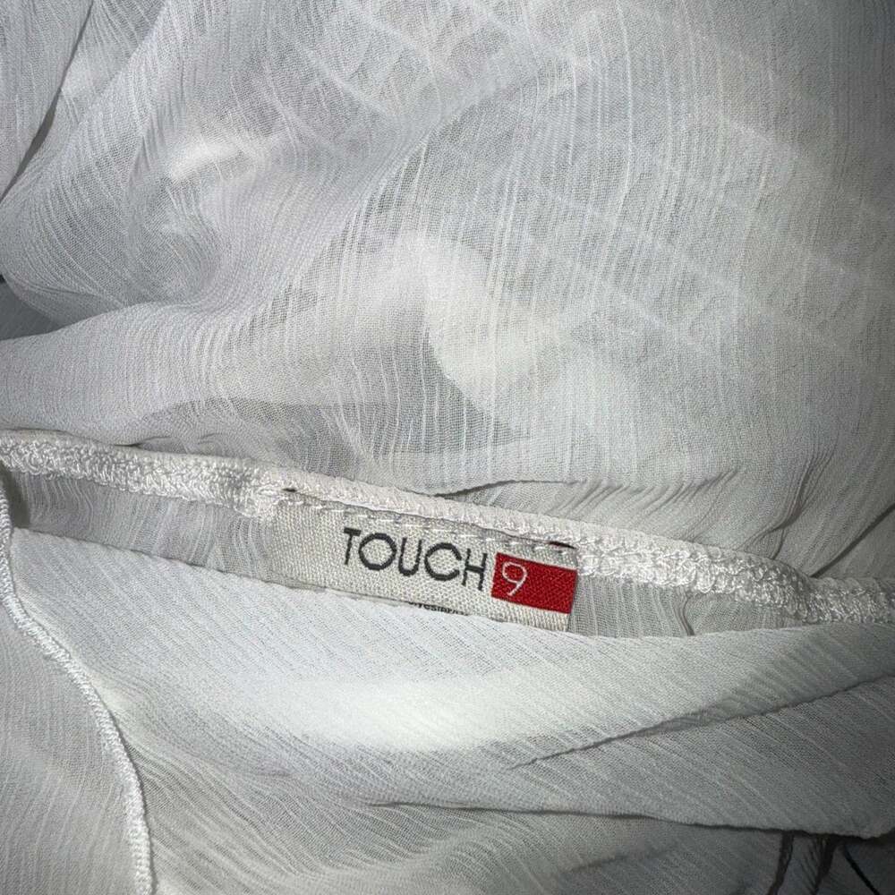 White Sheer Ruffled Top L - Picture 5 of 5